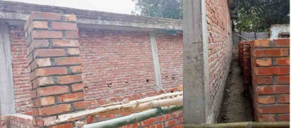 বগুড়া সদরের রজাকপুরে জমি জবর দখল
করে বাড়ি নির্মাণ অতঃপর থানায় অভিযোগ