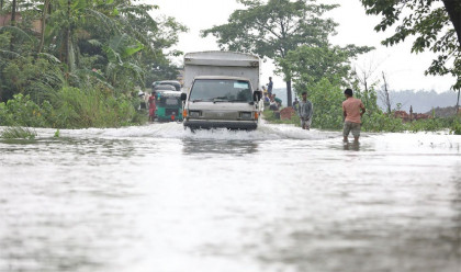 ভারত থেকে নেমে আসা ঢলে সিলেটে সর্বনাশ
