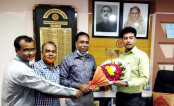 দুপচাঁচিয়ায় নবাগত ইউএনওকে আছির উদ্দিন চিশতী মেমোরিয়াল স্কুল ও কলেজের পক্ষ থেকে ফুলেল শুভেচ্ছা প্রদান