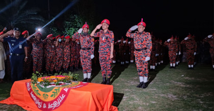 চিরনিদ্রায় শায়িত ফায়ার ফাইটার শাকিল
