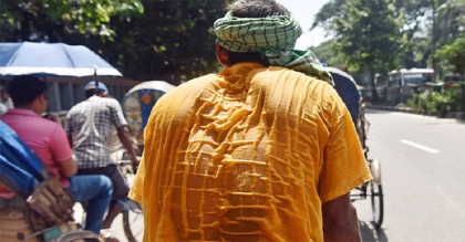 তিন বিভাগে ভারি বৃষ্টির সম্ভাবনা, বাড়ছে ভ্যাপসা গরম
