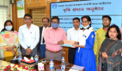 বগুড়ায় সততা সংঘের অস্বচ্ছল
শিক্ষার্থীরা পেলো দুদকের শিক্ষাবৃত্তি