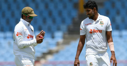 হতাশার এক সেশন টাইগারদের, লিড নিলো ওয়েস্ট ইন্ডিজ
