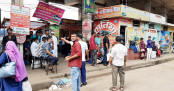 নির্বিঘ্নে ঢাকায় ফিরছে মানুষ, এখনো যাচ্ছে অনেকে
