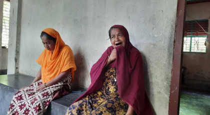 নাতনী ধর্মান্তরিত হয়ে হিন্দু ছেলেকে বিয়ে 
করায় সমাজচ্যুত বিধবার পরিবার!