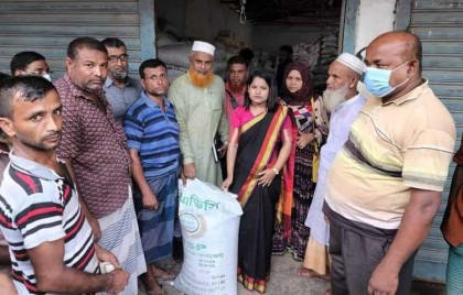বগুড়ায় অবৈধভাবে সার বিক্রি ও মজুদের অপরাধে ব্যবসায়ীকে জরিমানা