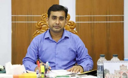 বগুড়া জেলার শ্রেষ্ঠ ইউএনও ধুনটের
সঞ্জয় কুমার মহন্ত