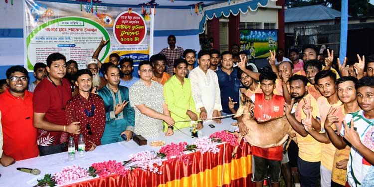 মাদক ও সন্ত্রাস প্রতিরোধে যুব সমাজকে
ক্রীড়াঙ্গন মুখী করতে হবে- এডি. এসপি শরাফত
