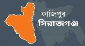 কাজিপুরে প্রতিমা সাজনোর শেষ মুহুর্তের প্রস্তুতি চলছে
