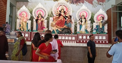 আজ মহাষষ্ঠী, শারদীয় দুর্গোৎসব শুরু
