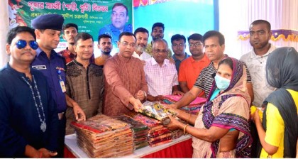 বগুড়ায় কাউন্সিলর পরিমলের উদ্যোগে
১২’শ মানুষের মাঝে বস্ত্র বিতরণ