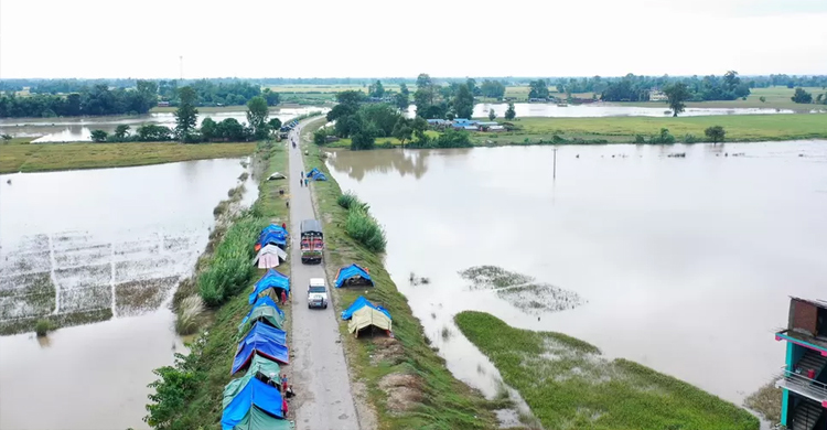 বন্যা-ভূমিধসে নেপালে ৩৩ জনের মৃত্যু
