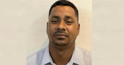 রাতে গার্মেন্টকর্মী, দিনে পুলিশ পরিচয়ে সাধারণ মানুষকে তল্লাশি
