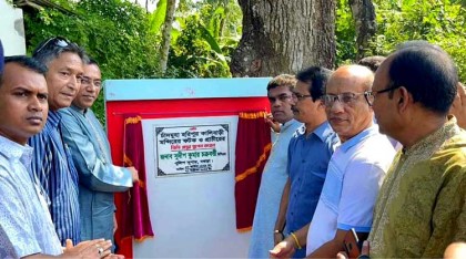 বগুড়ায় চাঁদমুহাতে কালি মন্দিরের 
ফটক ও প্রাচীর নির্মাণে ভিত্তিপ্রস্থর স্থাপন 