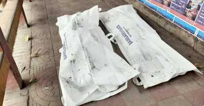 ছেলেকে শ্বাসরোধে হত্যার পর গলায় ফাঁস নিলেন বাবা
