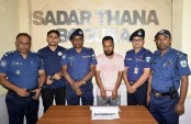 বগুড়ায় স্কুলছাত্র রবিন হত্যা
মামলার প্রধান আসামী গ্রেফতার