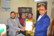 বগুড়ায় শূণ্য দুটি সংসদীয় আসনেই 
মনোনয়ন কিনলেন হিরো আলম