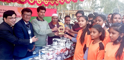 দুপচাঁচিয়ায় জাতীয় ক্রীড়া প্রতিযোগিতার সমাপনী ও পুরস্কার বিতরনী অনুষ্ঠান অনুষ্ঠিত