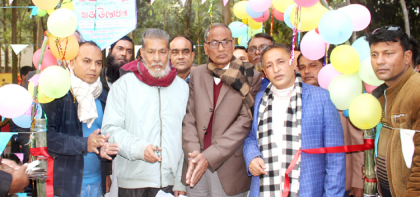 গাবতলীতে ব্যাডমিল্টন
প্রতিযোগিতার উদ্বোধন