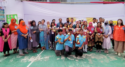 বগুড়ার ইন্টারন্যাশনাল হোপ স্কুলে ক্ষুদে বিজ্ঞানীদের মেলা