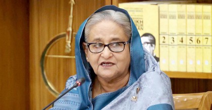 নতুন বাজার খুঁজে বের করতে বললেন প্রধানমন্ত্রী
