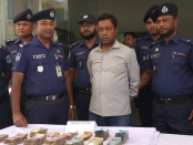 গোবিন্দগঞ্জে ব্যাংকের ভল্ট হতে চুরির ঘটনায়
নাইট গার্ড গ্রেফতার ও টাকা উদ্ধার