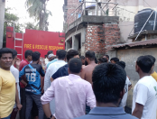 শর্ট  সার্কিট থেকে বগুড়ায়
বসতবাড়িতে আগুন, শিশু আহত