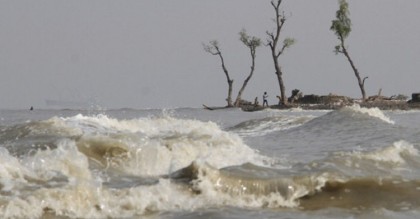 সমুদ্রবন্দরে ৩ নম্বর সতর্ক সংকেত, বাড়তে পারে বৃষ্টি
