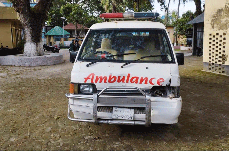 নন্দীগ্রামে অ্যাম্বুল্যান্সের ধাক্কায় প্রাণ গেলো মোমেনার