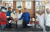 নন্দীগ্রামে অগ্নিকান্ডে ক্ষতিগ্রস্তদের আর্থিক সহায়তা দিলেন মেয়র