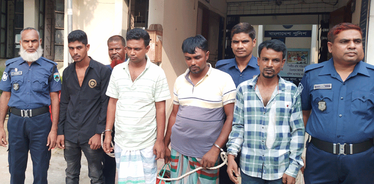 গাবতলীতে ভুয়া পুলিশের পরিচয়ে
 অটোবাইক ছিনতাই 