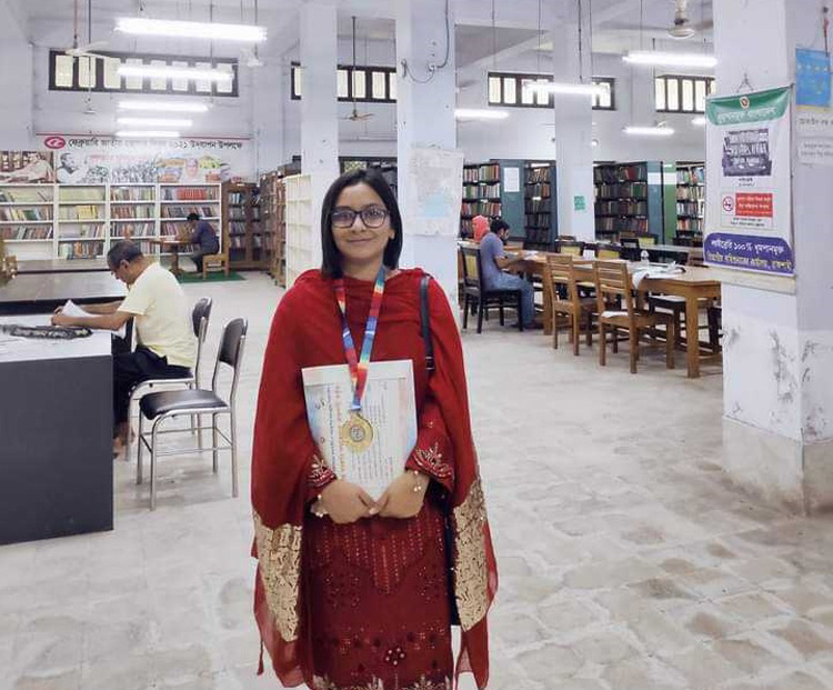 সহকারী জজ নিয়োগ পরীক্ষায় প্রথম হলেন
রাবি'র মেধাবী শিক্ষার্থী নুসরাত জেরিন জেনি