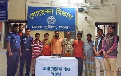বগুড়ায় ইজিবাইক ছিনতাই
করতে বন্ধুকে হত্যা: গ্রেপ্তার ৬