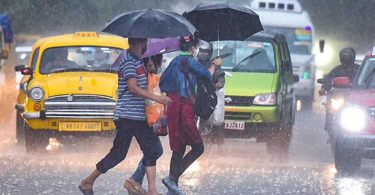 শারদীয় উৎসবের আগে বৃষ্টিতে ভাসবে পশ্চিমবঙ্গ : আবহাওয়া অফিস
