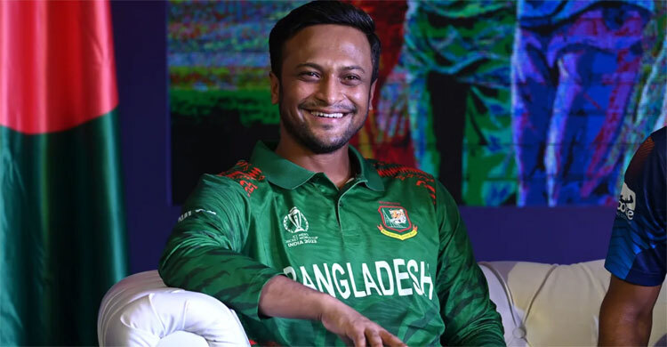 বল হাতে সেই সাকিব, দল পরিচালনায়ও আগের মতো দক্ষ
