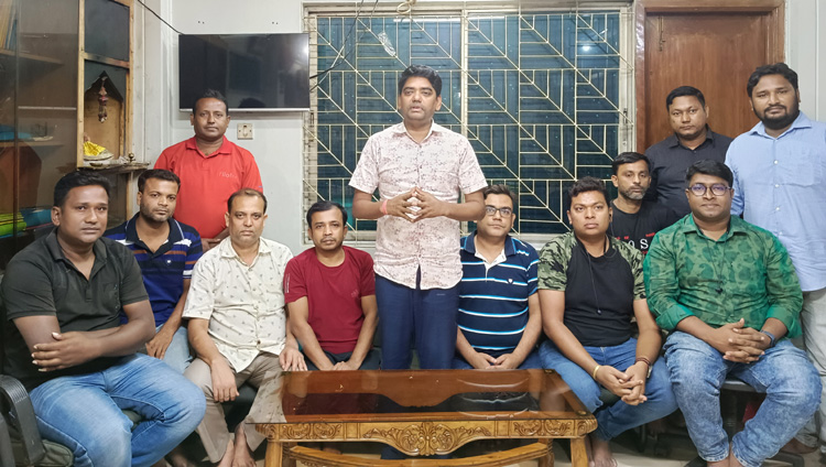 'শারদ উৎসব নির্বিঘ্ন করতে সকলকে 
সচেতন থাকতে হবে'- পরিমল প্রসাদ