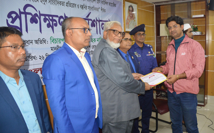 হলুদ সাংবাদিকতা রুখতে প্রকৃত সাংবাদিকদের তালিকা করা হচ্ছে- প্রেস কাউন্সিল চেয়ারম্যান
