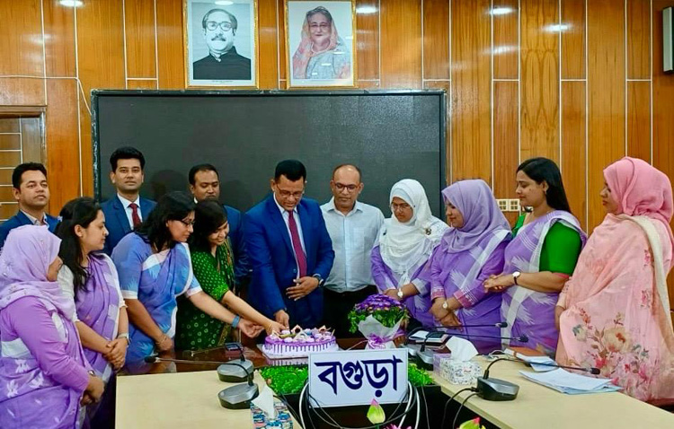 বগুড়ায় ৮ নারী ইউএনও'র
আন্তর্জাতিক নারী দিবস উদযাপন 