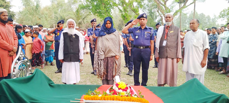 নন্দীগ্রামের বীর মুক্তিযোদ্ধা আব্দুল কাইয়ুমের ইন্তেকাল, রাষ্ট্রীয় মর্যাদায় দাফন সম্পন্ন