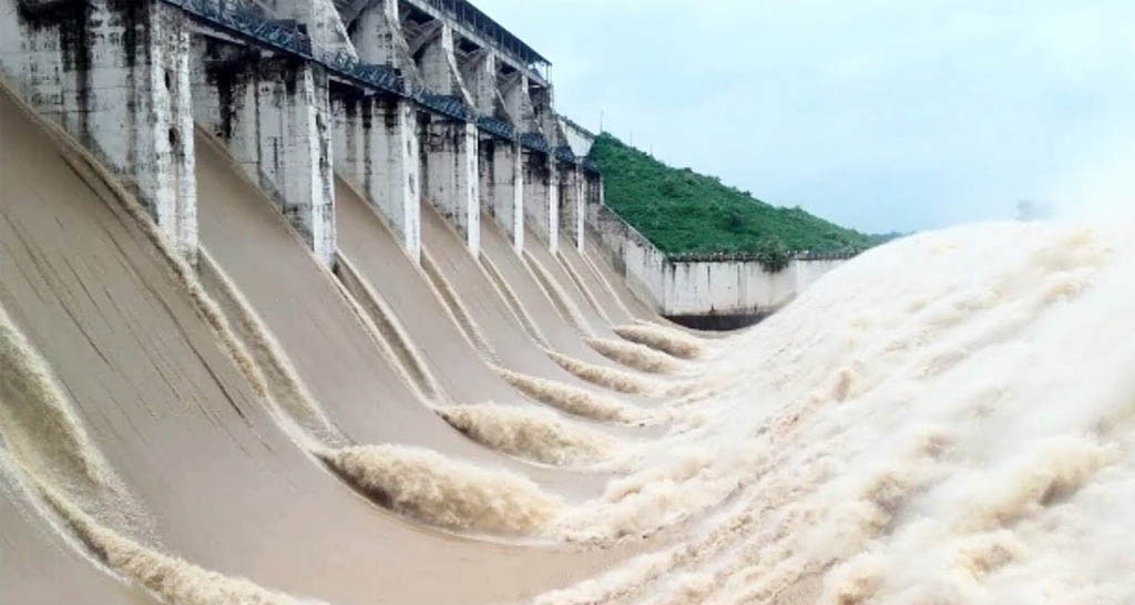 এবার ফারাক্কার ১০৯ গেট খুলে দিলো ভারত