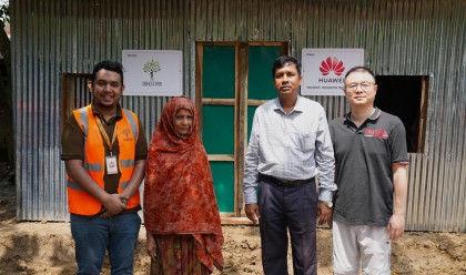 বন্যায় ঘরহারাদের ঘর তৈরি করে দিচ্ছে হুয়াওয়ে