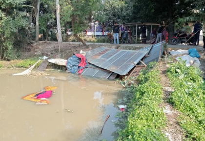 তাড়াশে বসত বাড়িতে হামলা ও মারপিট ৪ নারী আহত