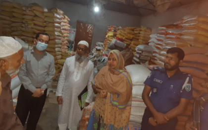 গঙ্গাচড়ায় পলিথিন গোডাউনে পরিবেশ অধিদপ্তরের অভিযান, ও পরদিন মেয়াদোত্তীর্ণ ওষুধ বিক্রির দায়ে জরিমানা
