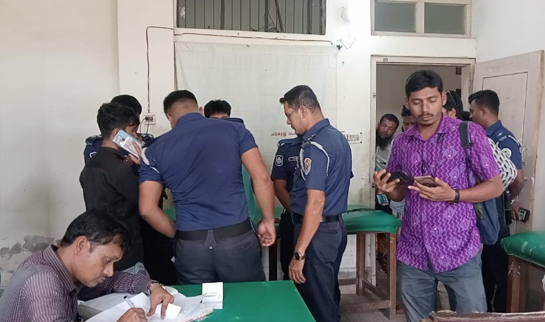 কুয়াকাটায় অতিরিক্ত মদ্যপানে পর্যটকের মৃত্যু