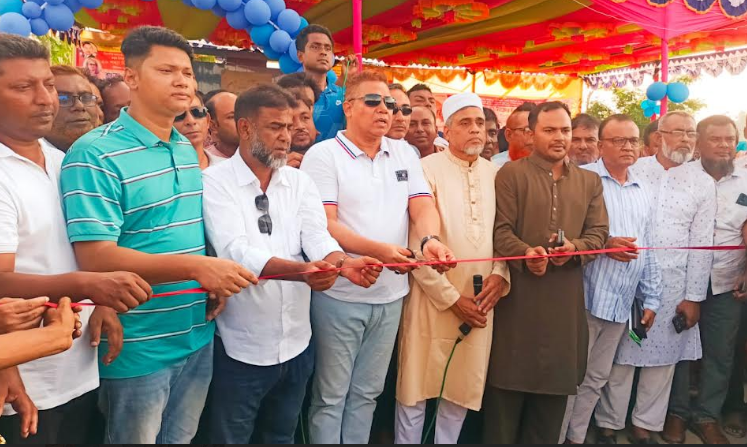 গাবতলীতে দেড় যুগ পর নামফলক স্থাপনের স্থানে চিকিৎসা সেবার উদ্বোধন