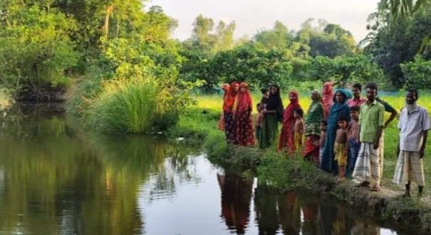 সলঙ্গায় ব্রিজের অভাবে ২০০ পরিবারের যোগাযোগ ব্যবস্থা বিপর্যস্ত