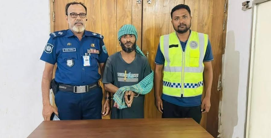 গাইবান্ধায় যৌথ বাহিনীর অভিযানে ২৪৫ পিস ইয়াবাসহ মাদক ব্যবসায়ী আটক