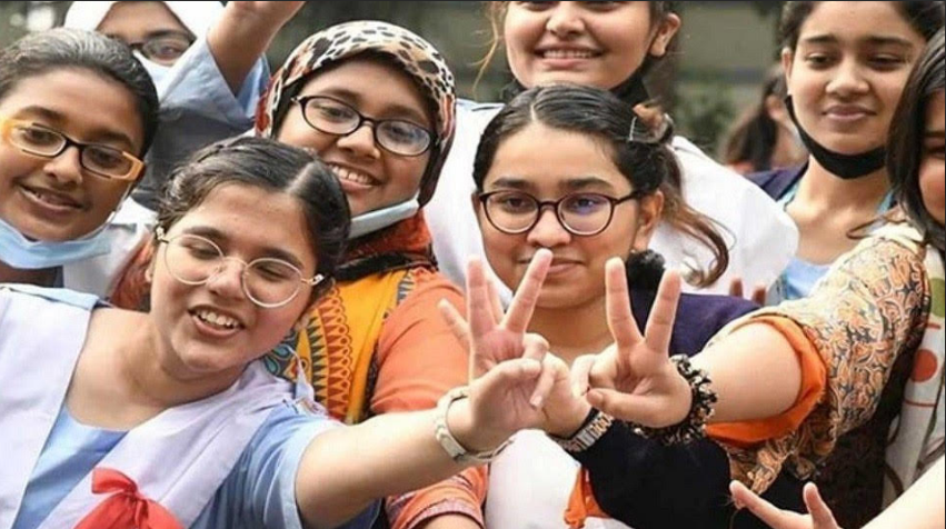 সাত বছরের মধ্যে সর্বনিম্ন পাসের হারেও শীর্ষে রাজশাহী শিক্ষা বোর্ড
