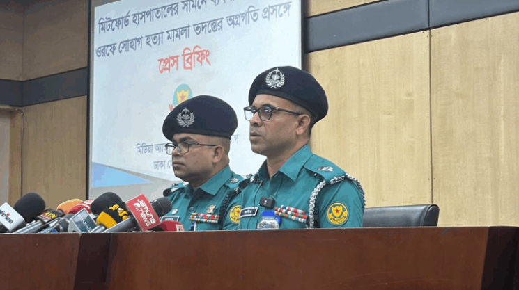 মিটফোর্ডে ভাঙারি ব্যবসায়ীকে নৃশংস হত্যা: চাঁদাবাজি নয়, ব্যবসায়িক দ্বন্দ্বই মূল কারণ, বলছে পুলিশ