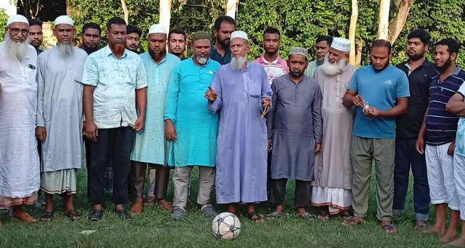 নামুজায় যুব জামায়াতের প্রীতি ফুটবল ম্যাচ অনুষ্ঠিত